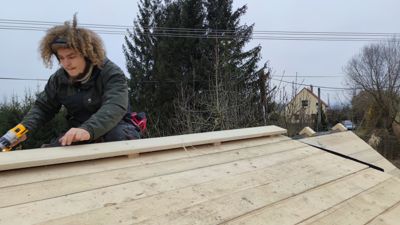 D01. Latě a záklop střechy, pá 8. 3.